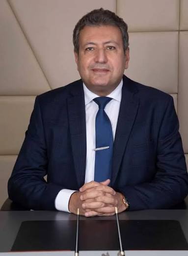 طارق عثمان احمد شكري