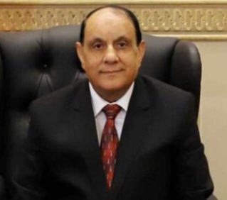 حسني حسن عبد اللطيف أبوزيد